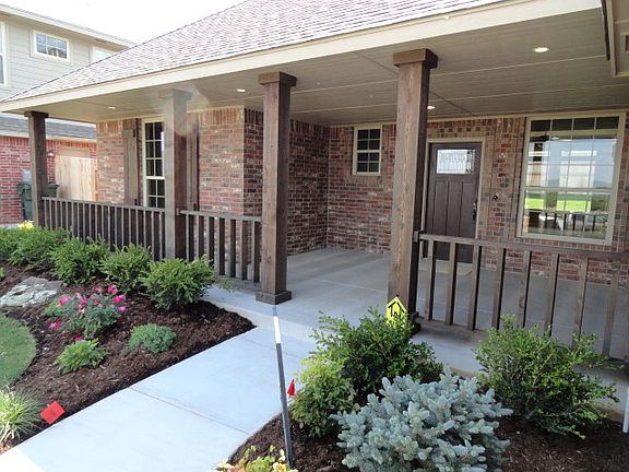 2nd image of 3102 Tara Ln