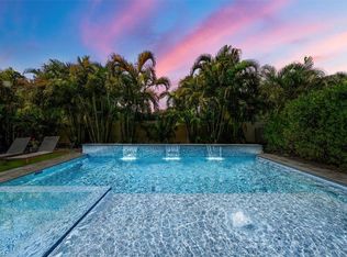 13564 Mandarin Cir, Naples, FL 34109