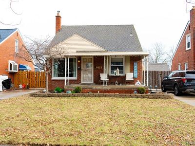 9825 Carter Ave, Allen Park, MI, 48101