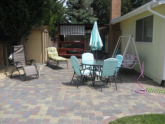 Back yard is perfect for family's