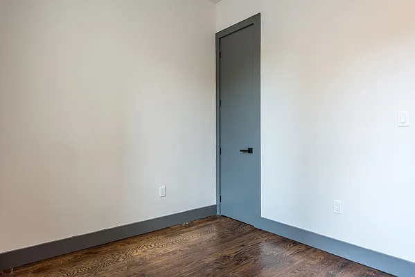 Rented by Nooklyn NYC LLC | media 45