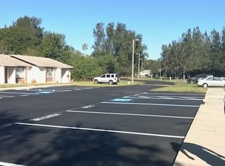 733 Oceanside Cir, Ruskin, FL 33570