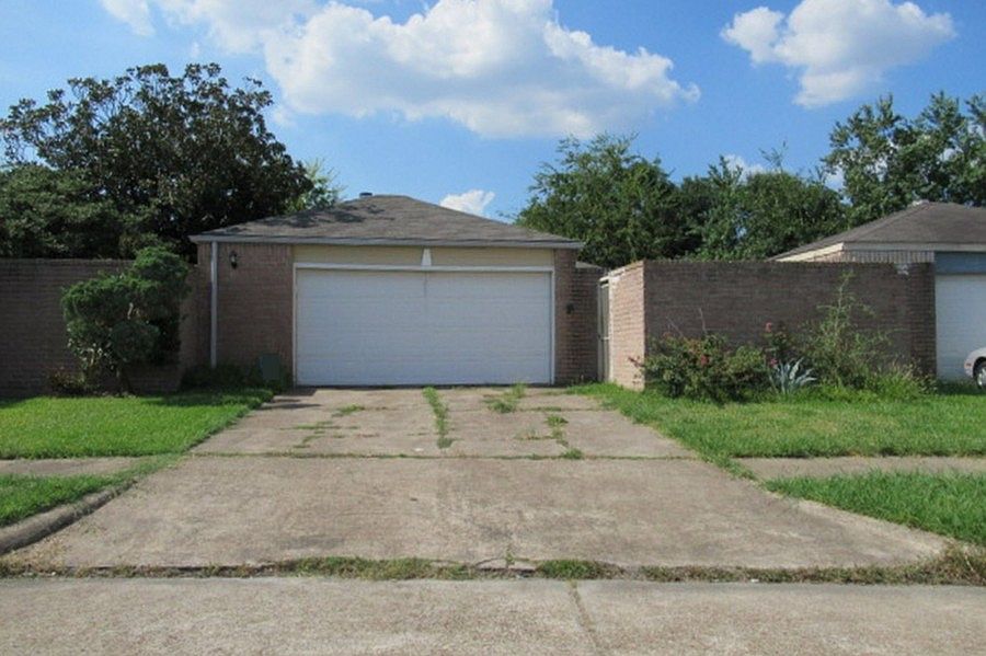 1st image of 16110 Olive Glen Dr