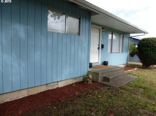 1877 Dogwood Ave, Reedsport, OR 97467