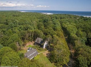 114 Shore Rd, Cape Neddick, ME 03902