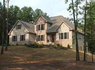 209 Burn Hill Rd, Shermans Dale, PA 17090