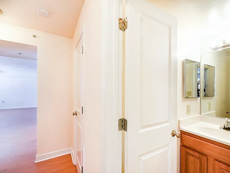 Jasper Place — Photo 11