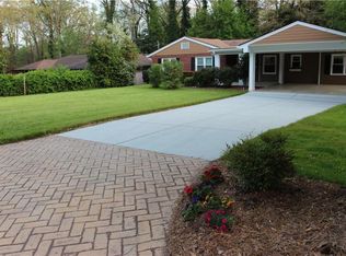 1419 Lively Ridge Rd NE, Atlanta, GA 30329