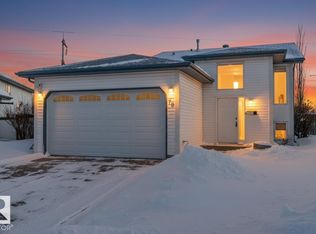 76 La Costa Fairway Close, Stony Plain, AB T7Z 2A5