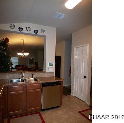 4th image of 2001 Scott Dr