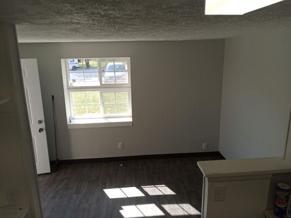 2412 Elm Rd NE #9