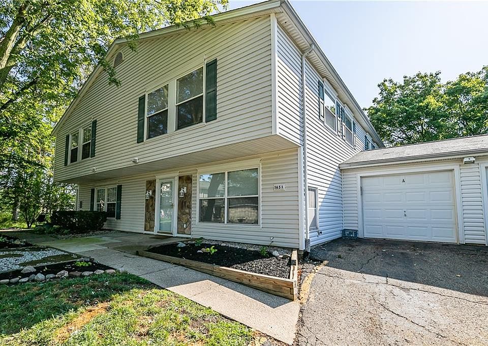 1st image of 165 Canterbury Ln #A-28