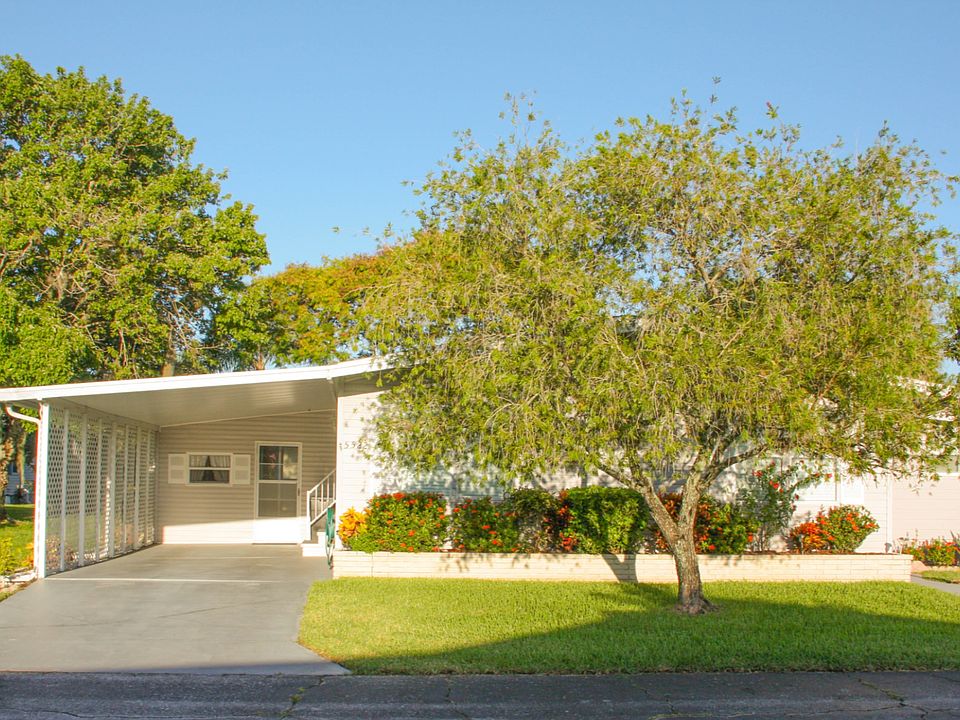 1st image of 5522 Tewkesbury Pl