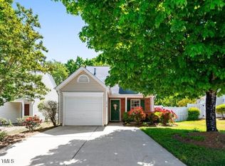 1612 Beacon Village Dr, Raleigh, NC 27604