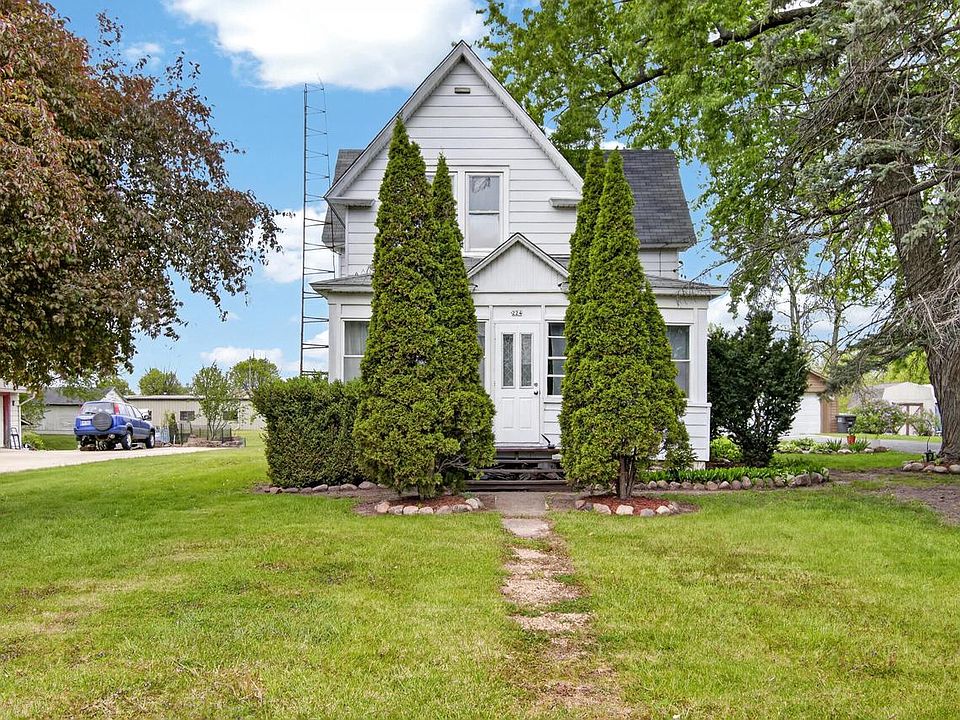 1st image of 224 Howard STREET