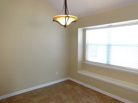 3rd image of 1205 Rio Bravo Dr