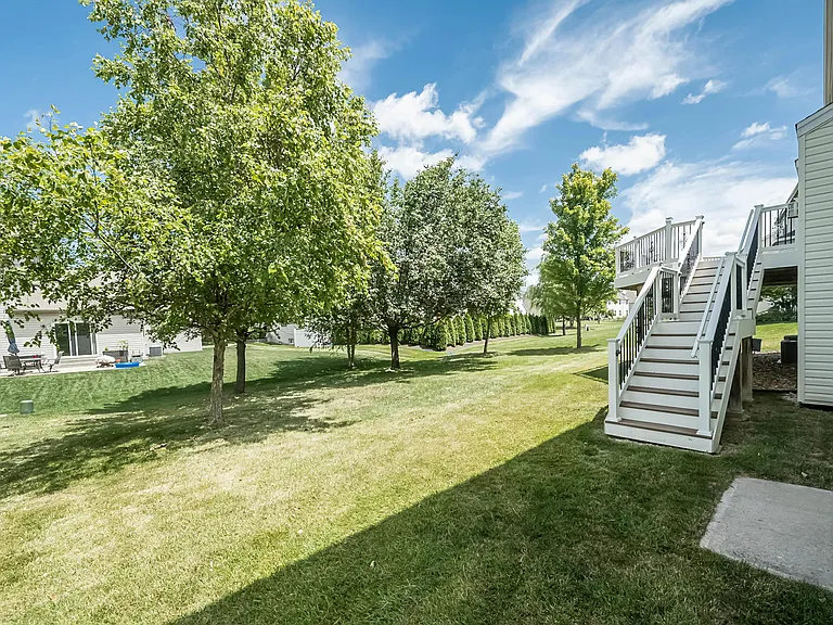 1111 Landing Place Dr — Photo 33