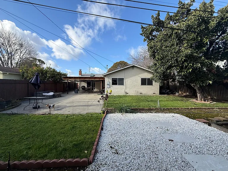 810 Keith Ln — Photo 10