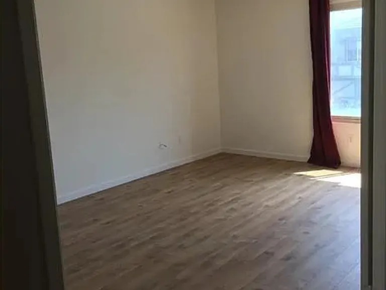 15484 Colt Ave — Photo 2