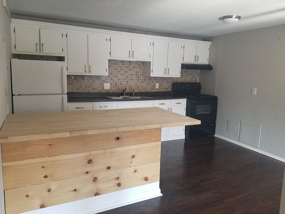 1st image of 640 S Shore Ct