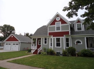 322 W Chestnut St, Lake City, MN 55041