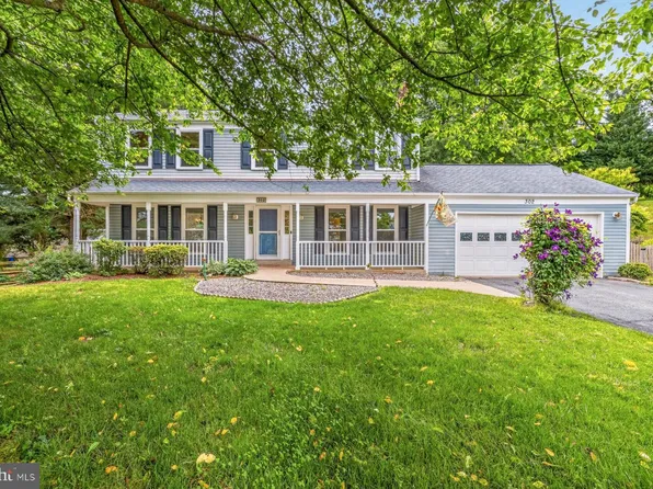 302 Spring Gate Ct, Mount Airy, MD 21771
