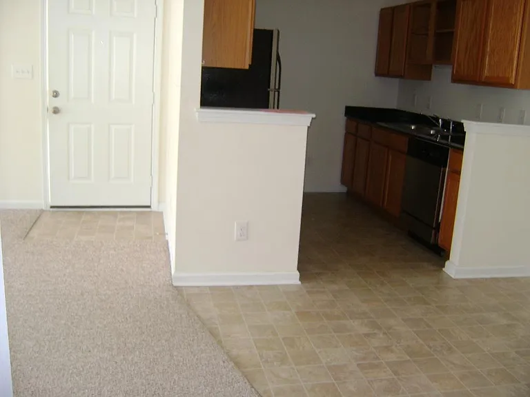 3825 Galantis Dr #B — Photo 12