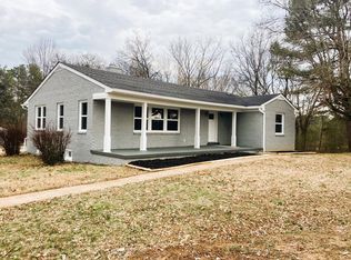 1111 Cumberland Heights Rd, Clarksville, TN 37040