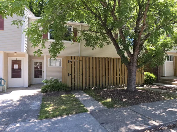 220 Elizabeth St APT A18, Chapel Hill, NC 27514