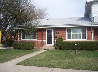 8621 N Harlem Ave, Niles, IL 60714