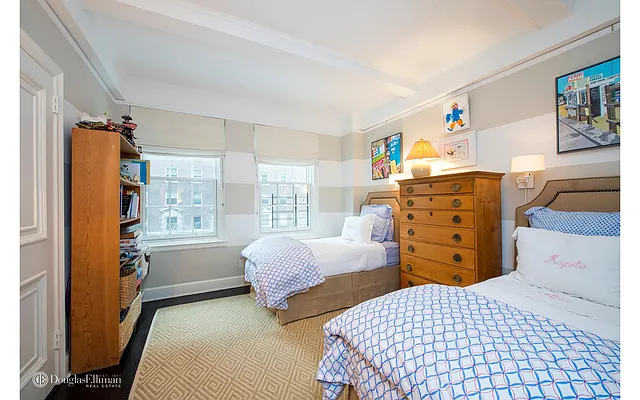 Sold by Douglas Elliman | media 17