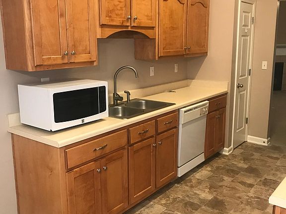 5th image of 8769 Cat Tail Dr