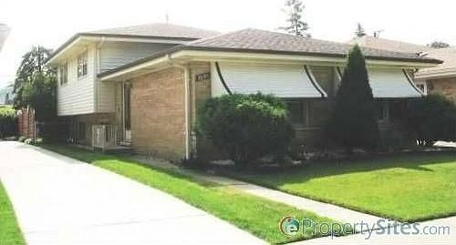 1st image of 7035 N Ottawa Ave
