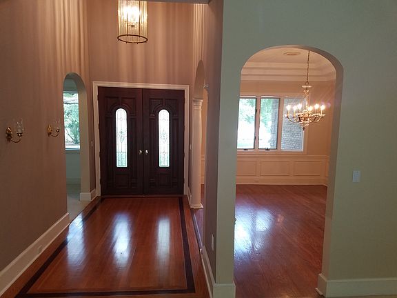 5th image of 681 Tomoka Dr