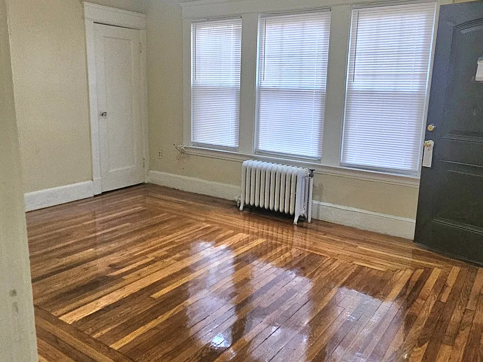 39 Argonne St #5