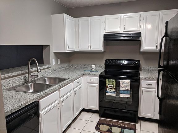 5th image of 5567 Greatpine Ln S