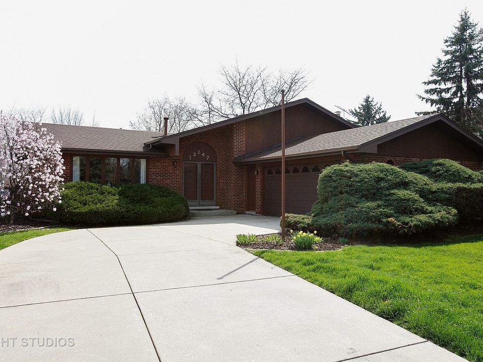 1st image of 12247 Forestview Dr