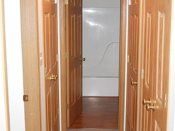 3rd image of 997 N Market St APT 203