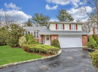 37 Ann Dr Syosset NY 11791 Zillow