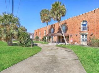 6901 Veterans Memorial Blvd APT 80, Metairie, LA 70003