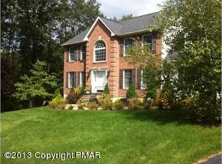 620 Tyler Dr, East Stroudsburg, PA 18301