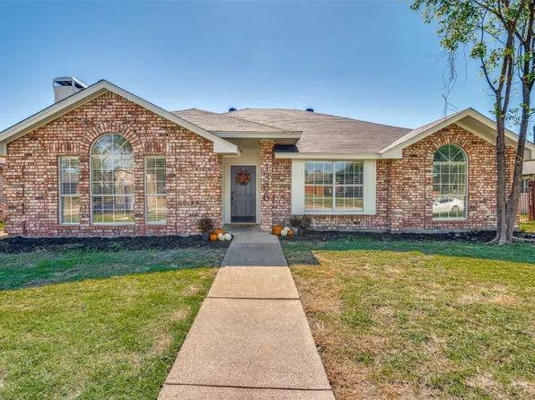 1366 Harvest Hill Ln, Lancaster, TX 75146
