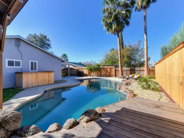 5613 Phlox Ct, Sacramento, CA 95842