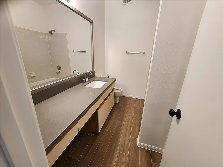 3130 Holly Hall St #3130 — Photo 9