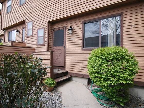 1st image of 75 Cedar Knolls Dr