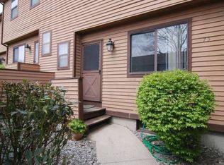 75 Cedar Knolls Dr, Branford, CT 06405