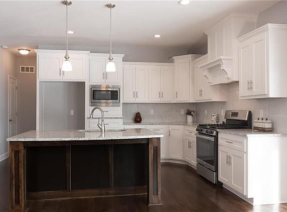 4th image of 12755 N Overbrook Dr