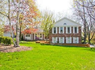 4541 Pine Village Dr, West Bloomfield, MI 48323