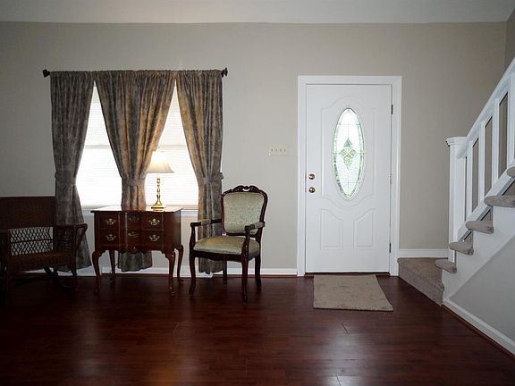 5th image of 42 Patton Dr