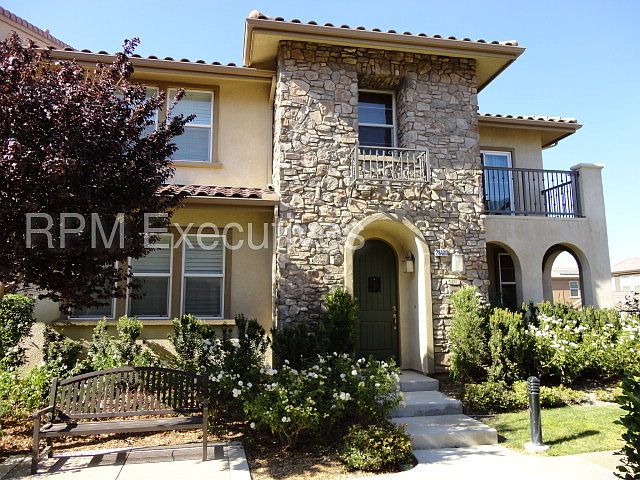 1st image of 28480 Herrera St